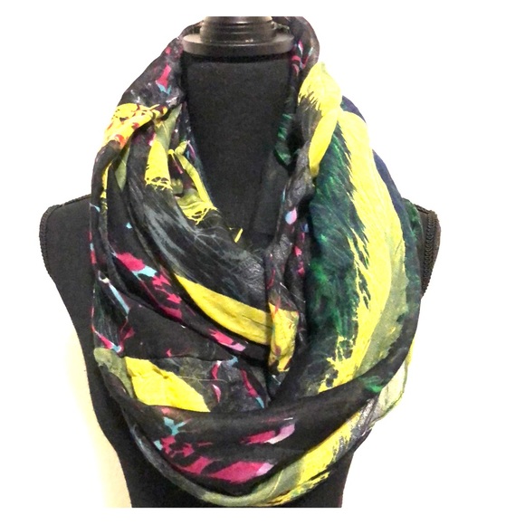 Colorful Infinity Scarf - Picture 1 of 2